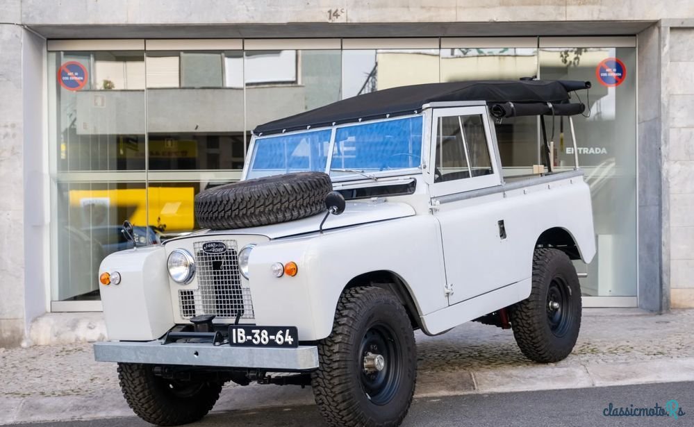 1969' Land Rover Serie II photo #1