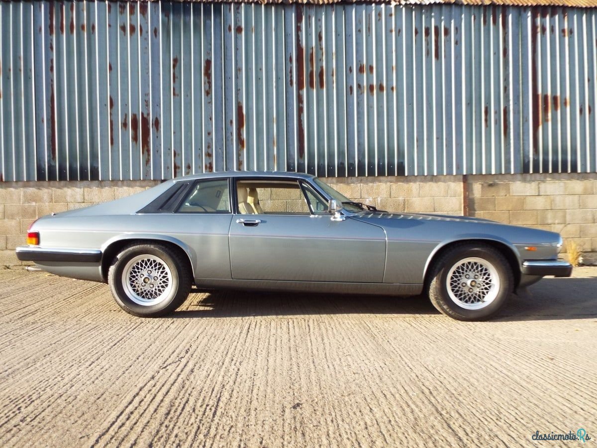 1988' Jaguar XJS photo #1