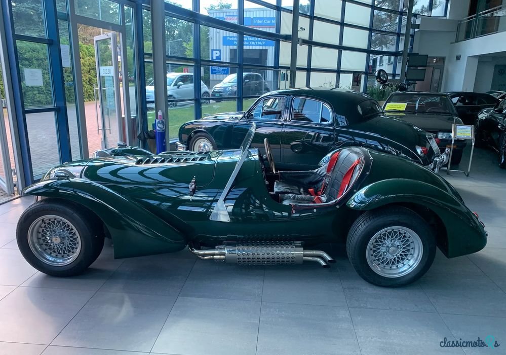 1968' Jaguar photo #4