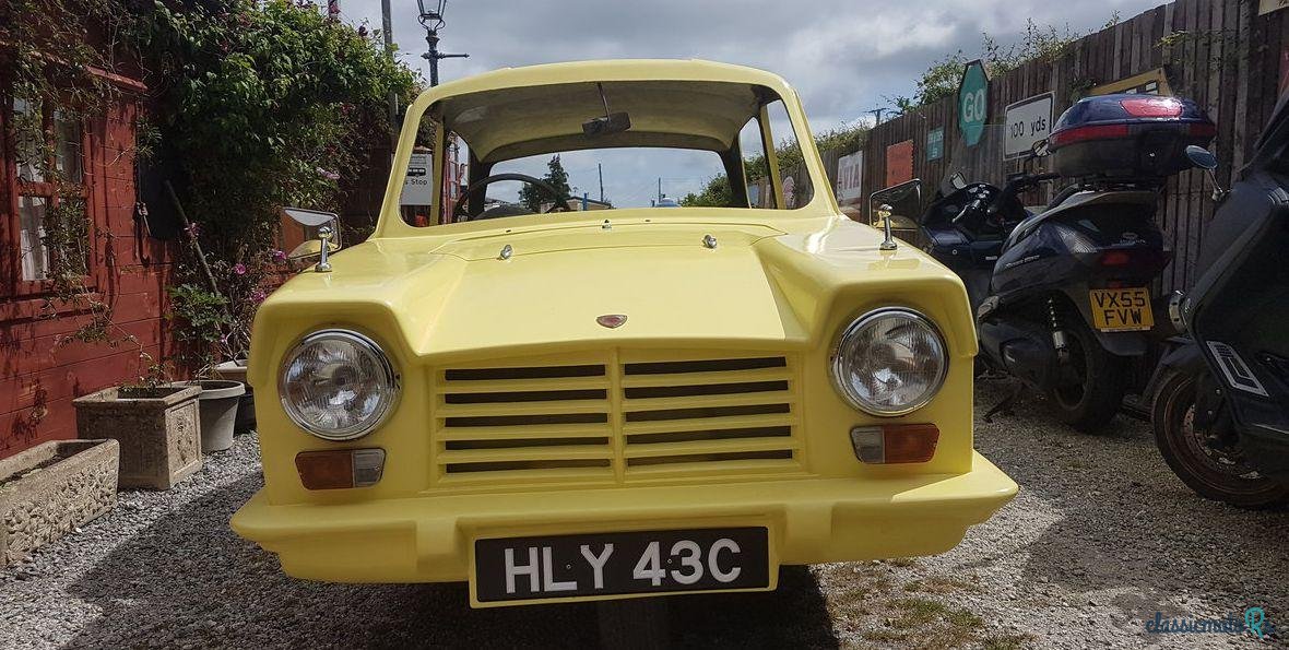 1965' Reliant Regal 325 photo #2