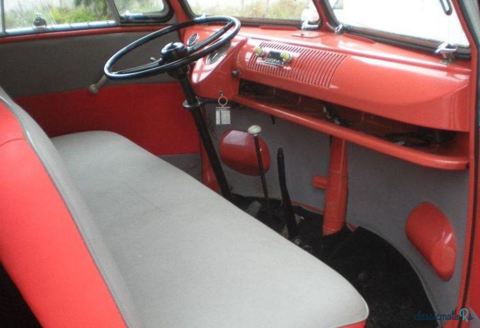 1960' Volkswagen Type-2 Split Screen photo #2