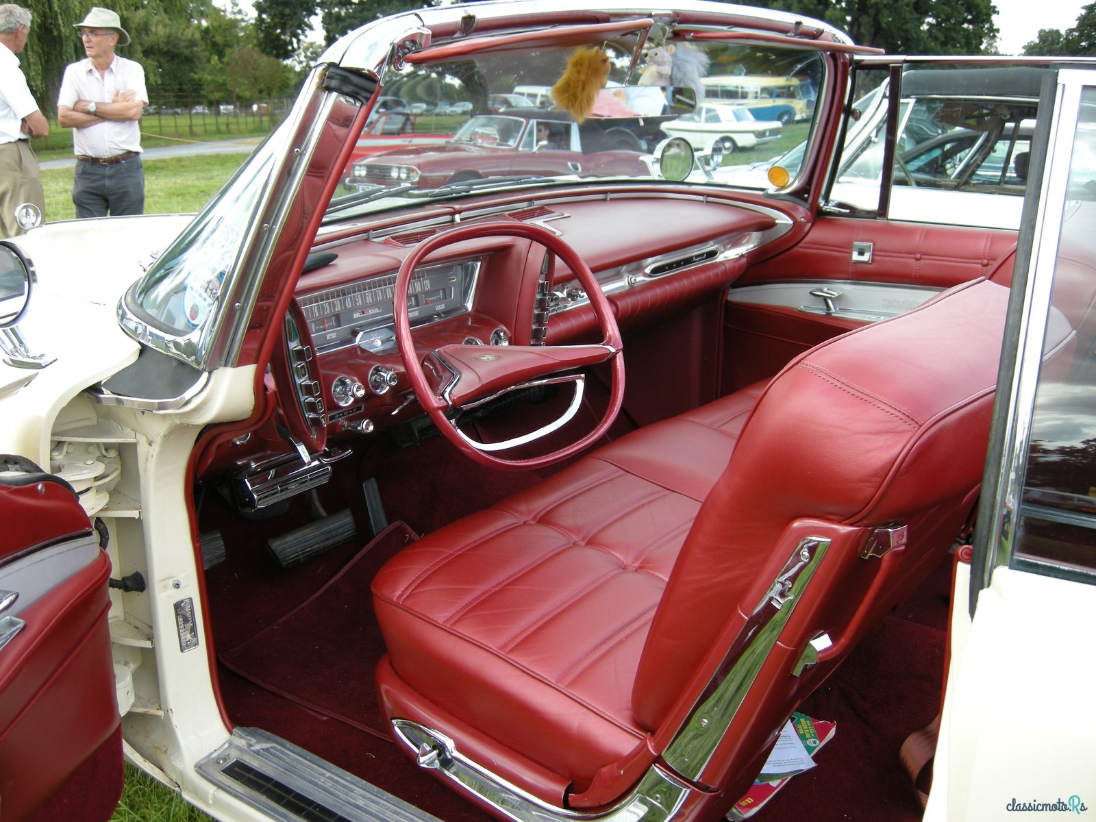1963' Chrysler Imperial photo #2