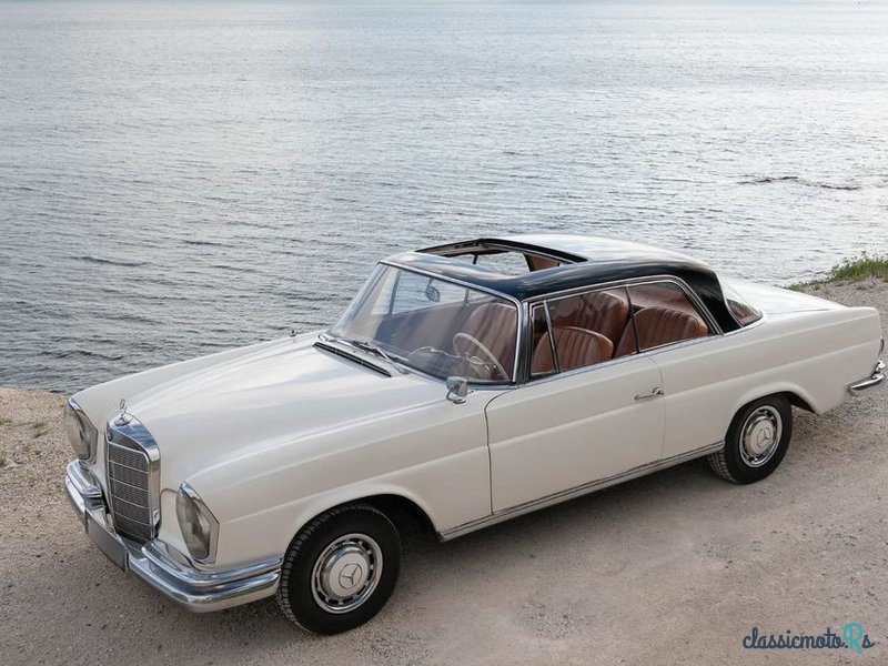 1962' Mercedes-Benz 220 photo #1