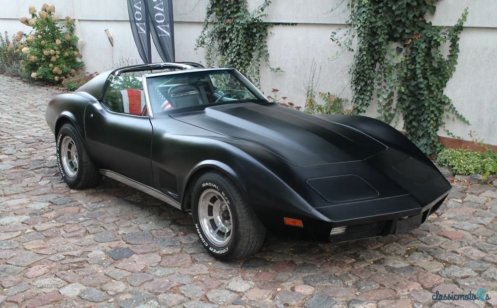 1974' Chevrolet Corvette photo #3