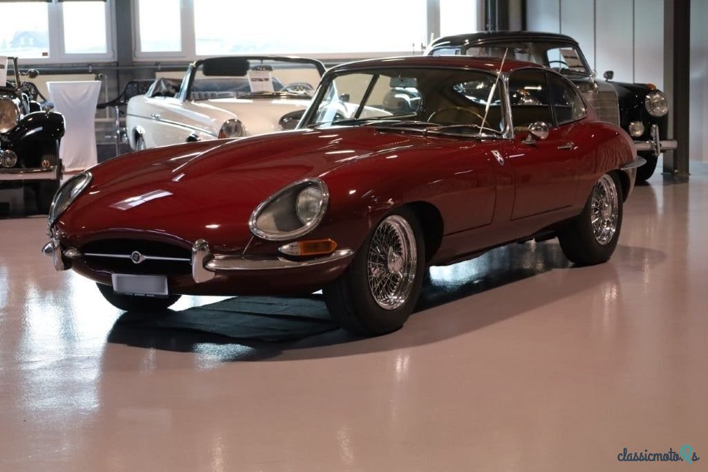 1966' Jaguar E-Type photo #2