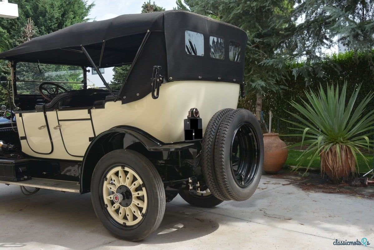 1916' Packard Twin Six 1-35 photo #6