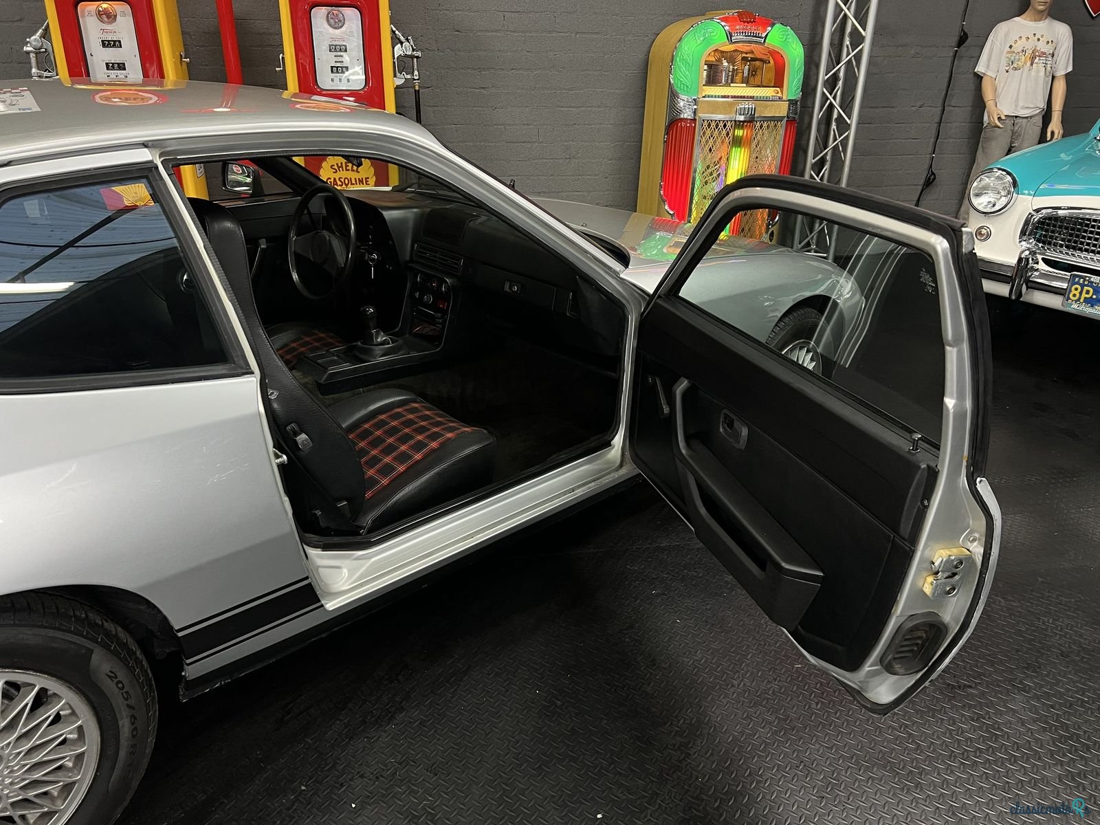 1980' Porsche 924 photo #4