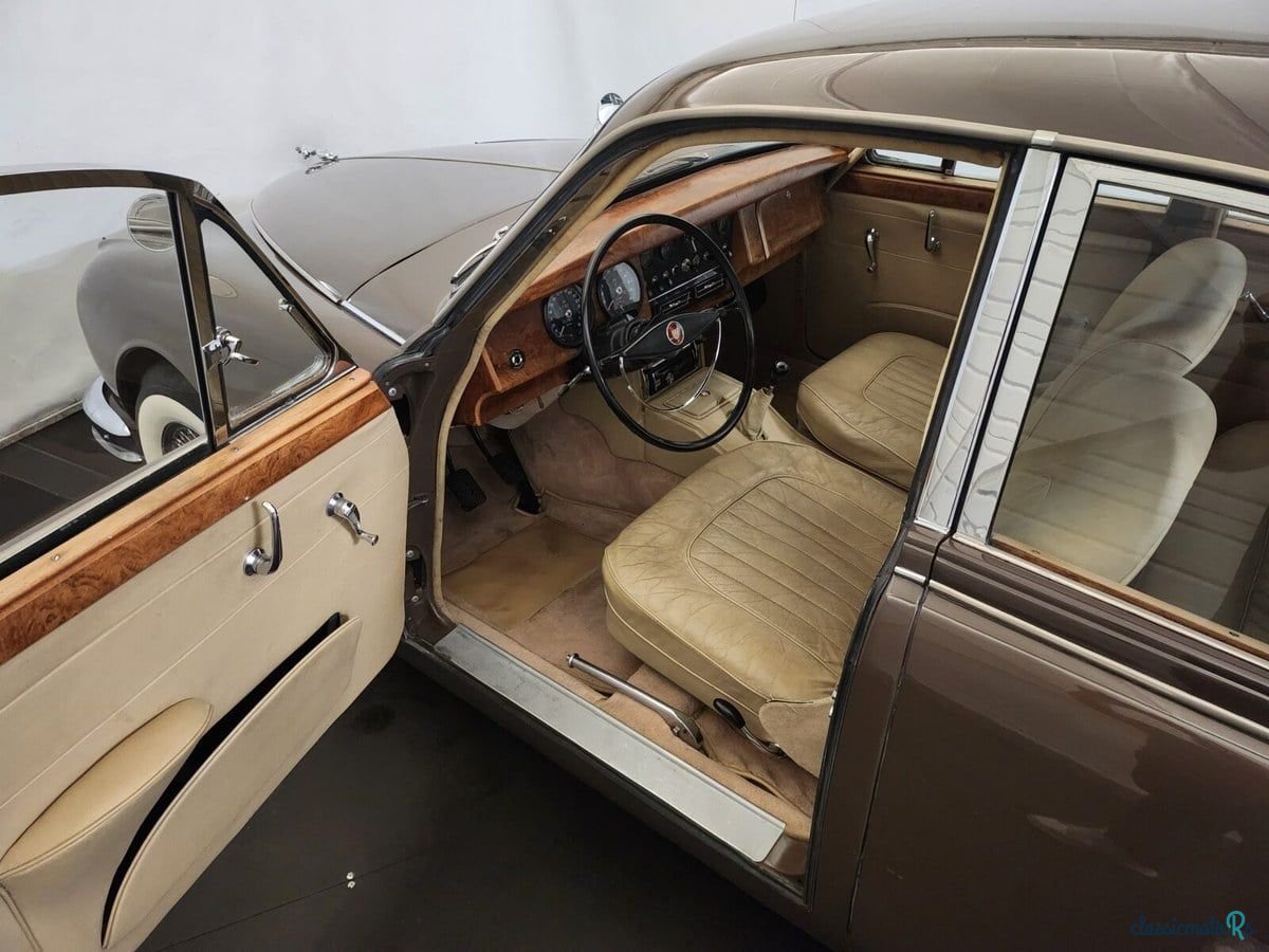 1963' Jaguar Mark 2 photo #4