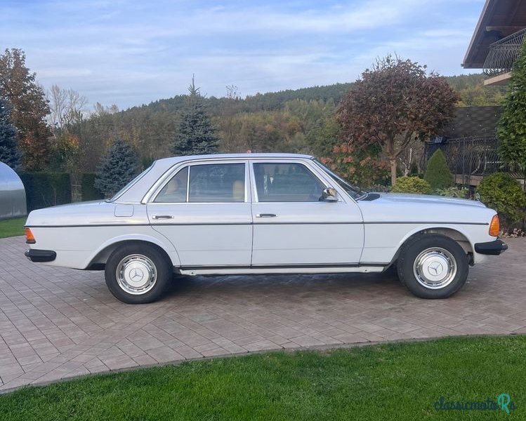 1980' Mercedes-Benz W123 photo #4