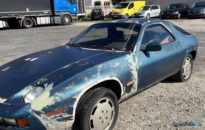 1977' Porsche 928 photo #1