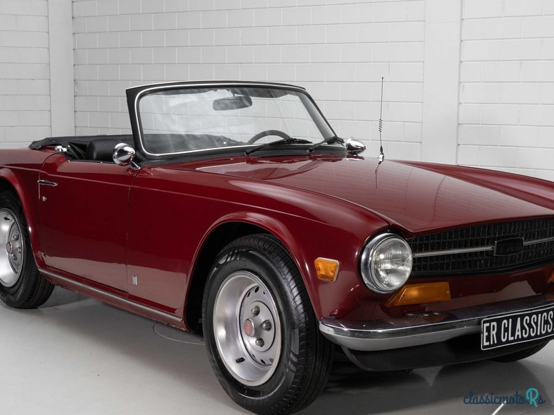 1974' Triumph TR6 photo #1