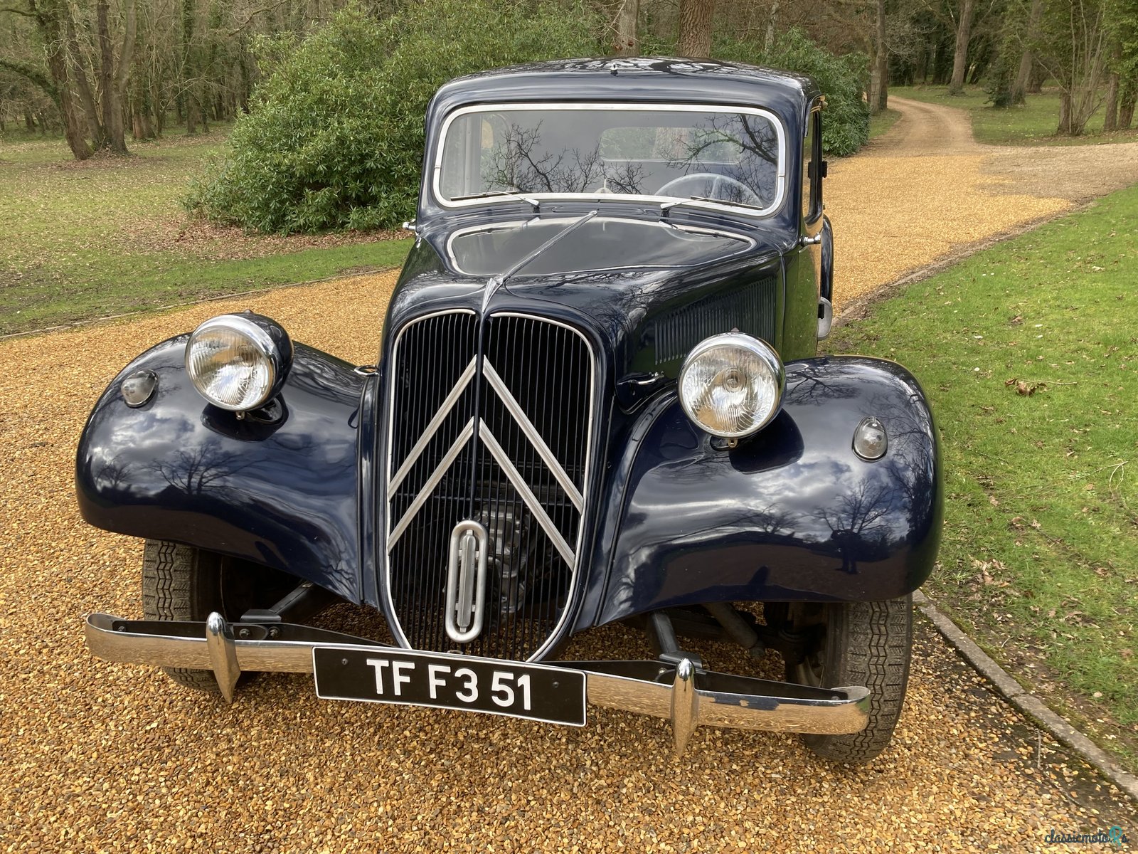 1956' Citroen Traction 11B photo #1