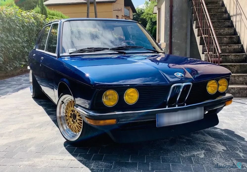 1977' BMW Seria 5 520 I photo #1