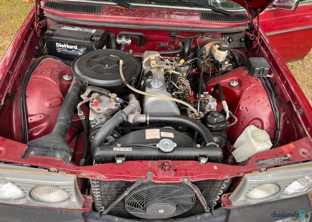 1977' Mercedes-Benz W123 photo #6