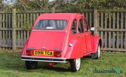 1987' Citroen 2CV 6 Special photo #4