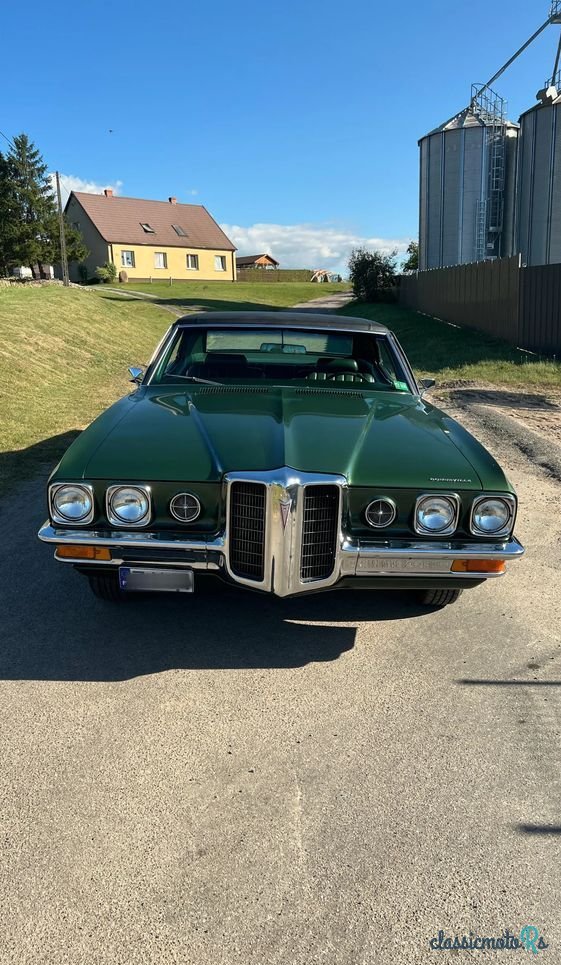 1970' Pontiac Bonneville photo #2