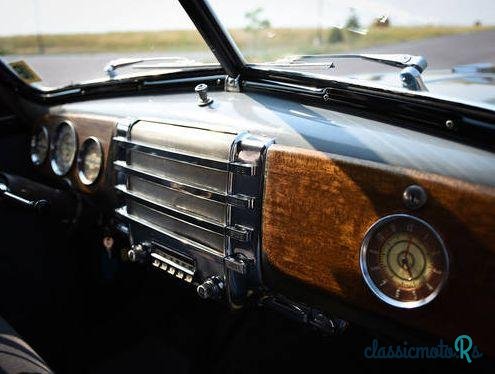 1941' Buick Straight 8 photo #1