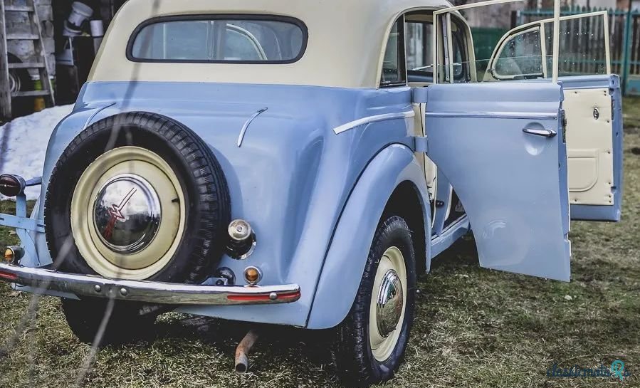 1955' Moskvitch 400 photo #3