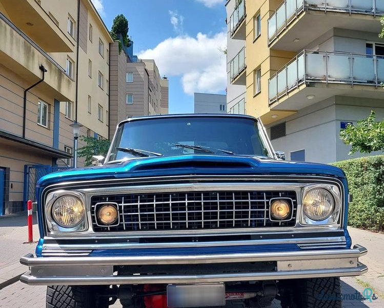 1976' Jeep Wagoneer photo #2