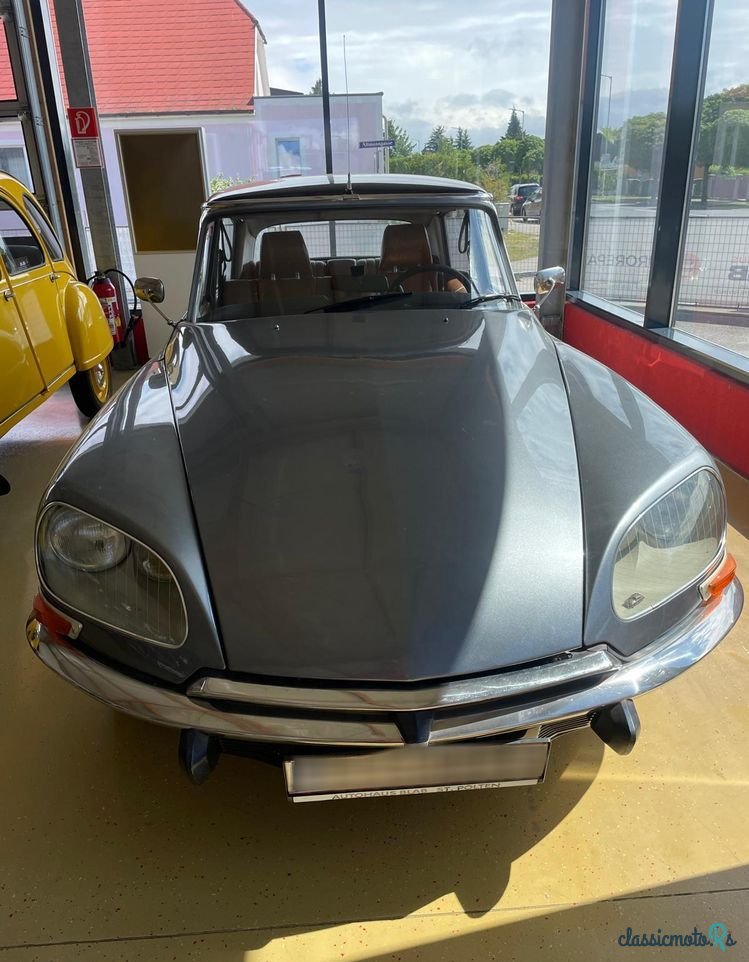 1974' Citroen DS photo #2
