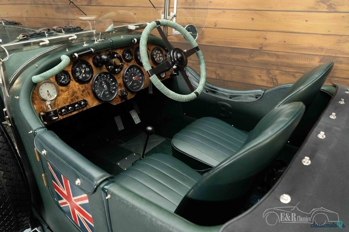 1952' Bentley 4 1/2 Litre photo #5