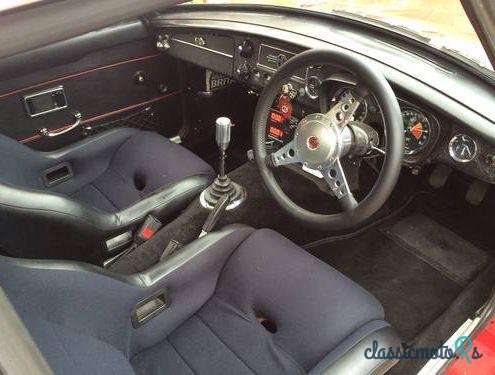 1968' MG MGC Gt photo #4