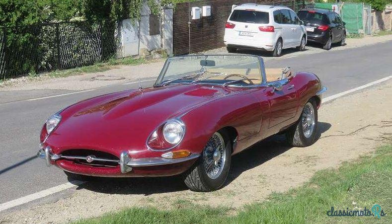 1967' Jaguar E-Type photo #5