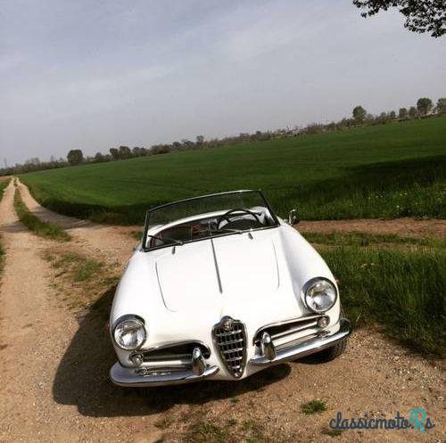 1957' Alfa Romeo Giulietta Spider photo #4