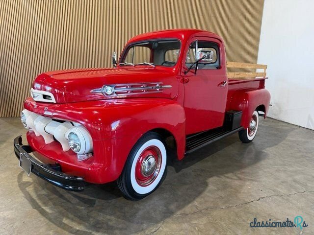 1952' Ford F-1 photo #1