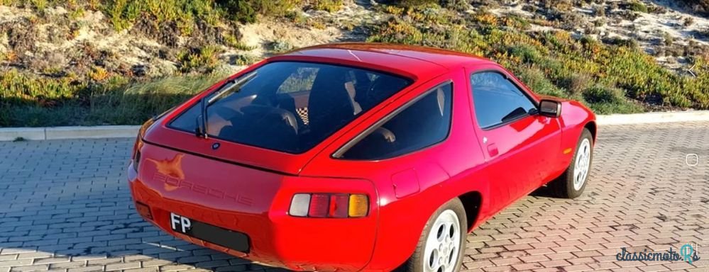 1977' Porsche 928 photo #5