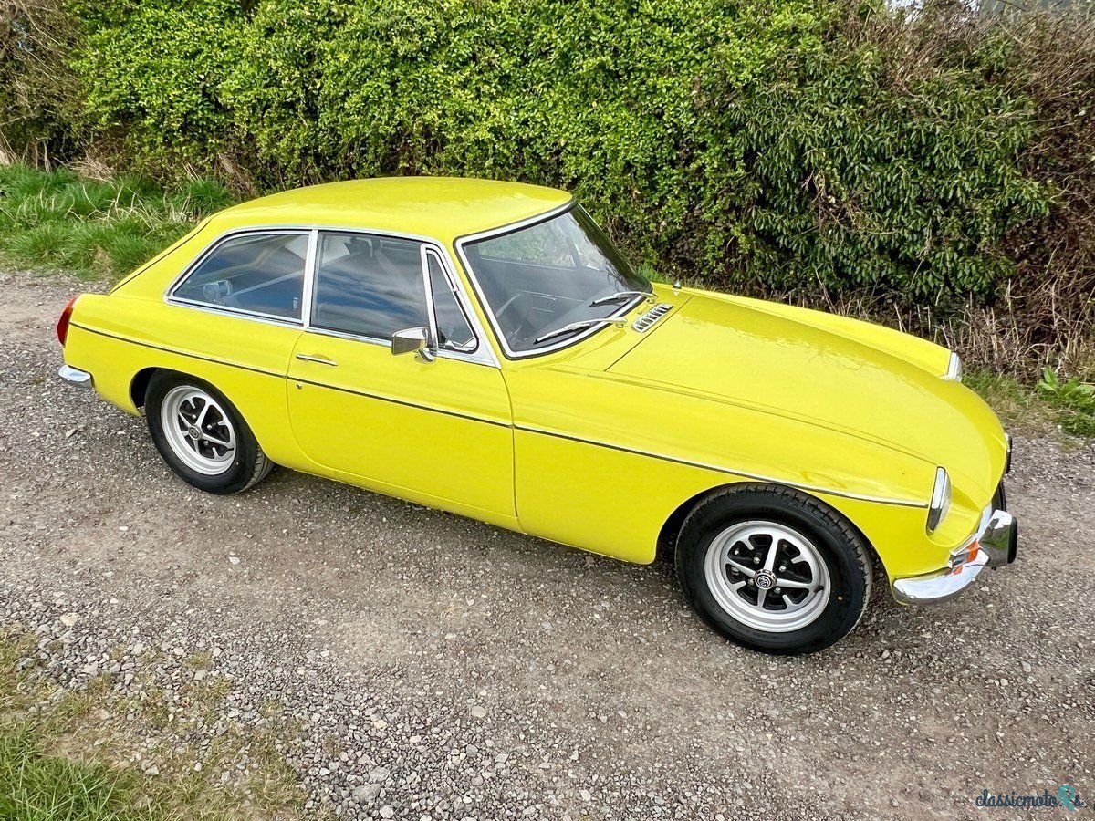 1974' MG MGB photo #6
