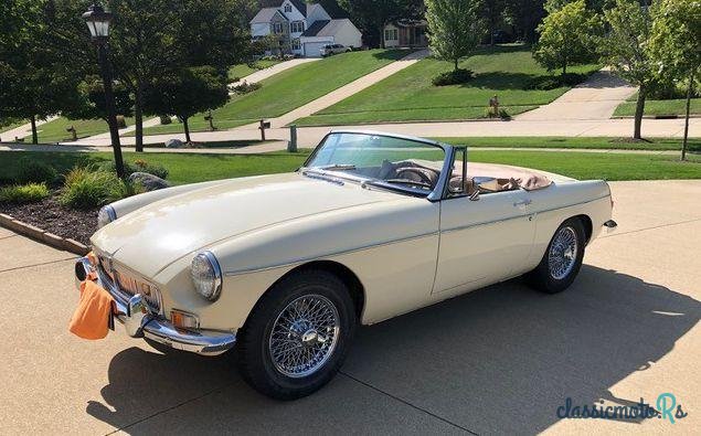 1967' MG MGB photo #2