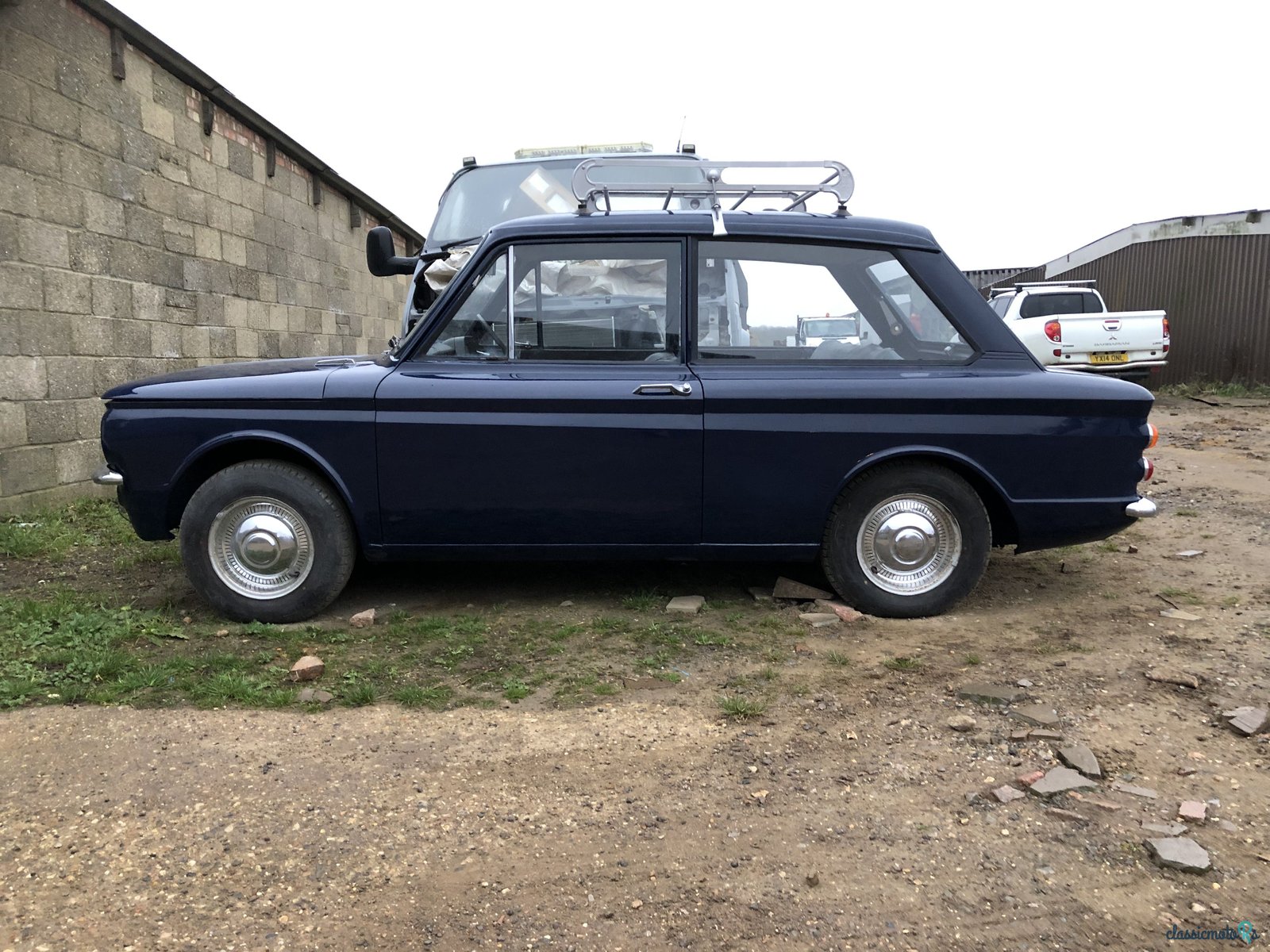 1968' Singer Chamois photo #4