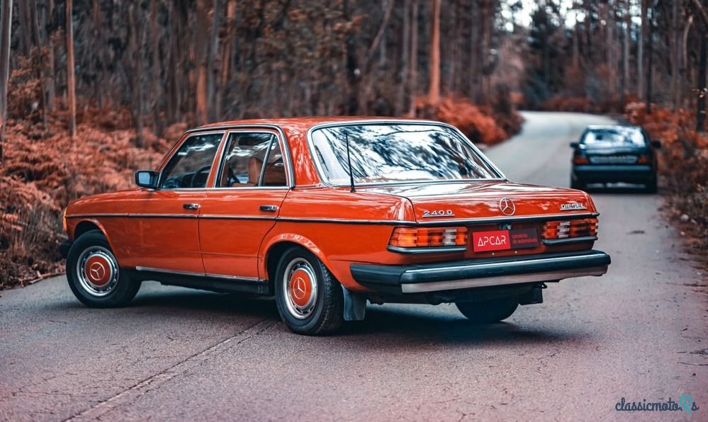 1977' Mercedes-Benz 240 photo #6