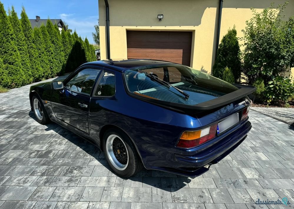 1979' Porsche 924 Standard photo #5