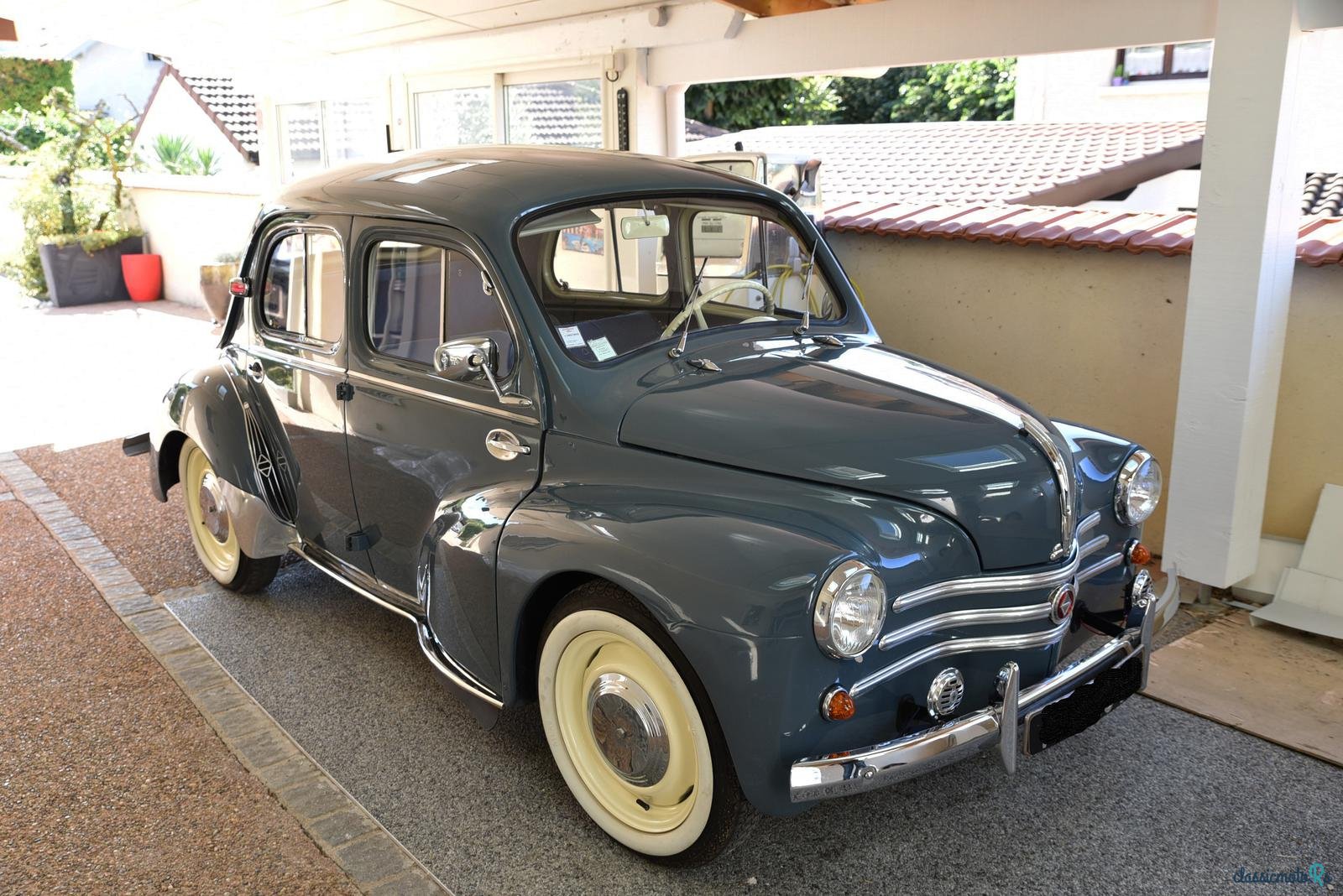 1958' Renault 4CV photo #1