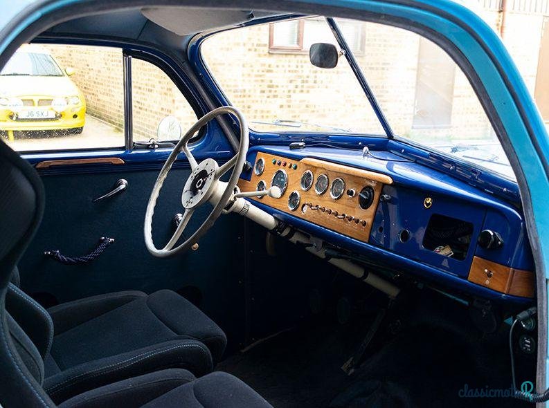 1940' Chrysler C-36 Traveller Coupe photo #2