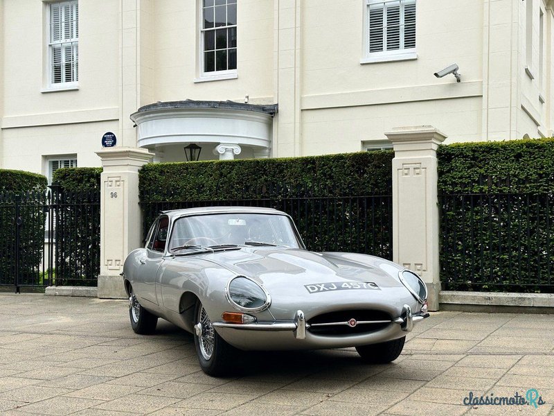 1965' Jaguar E-Type photo #2