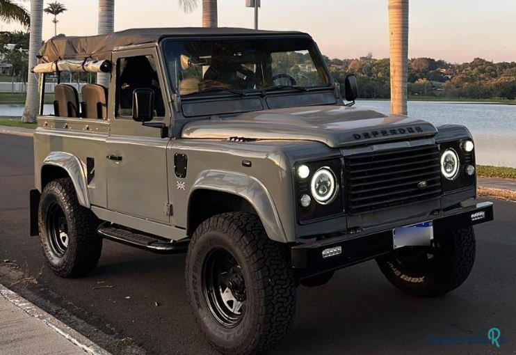 1993' Land Rover Defender 90 soft top photo #1