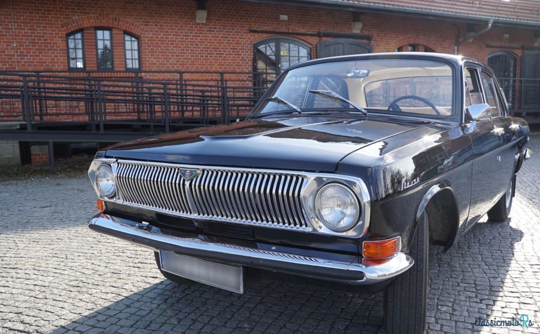 1972' Gaz 24 Wołga photo #3
