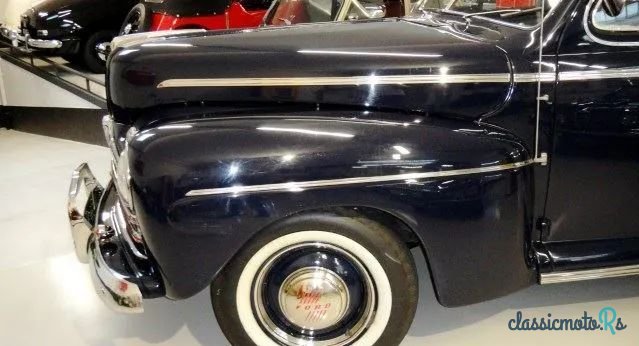 1947' Ford V8 Berline photo #6