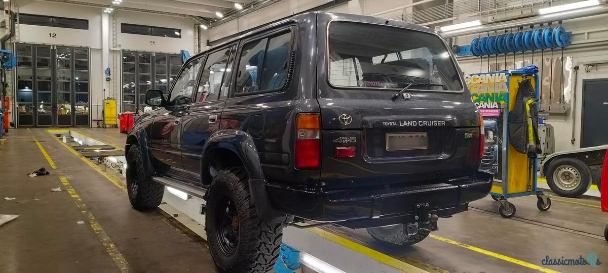 1990' Toyota Land Cruiser photo #3