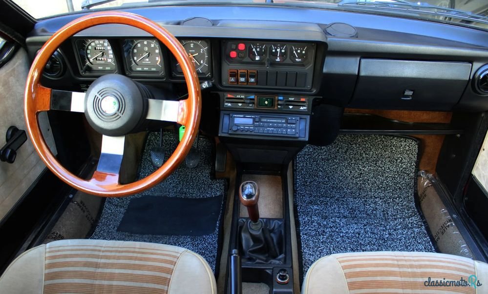 1982' Alfa Romeo GTV photo #5