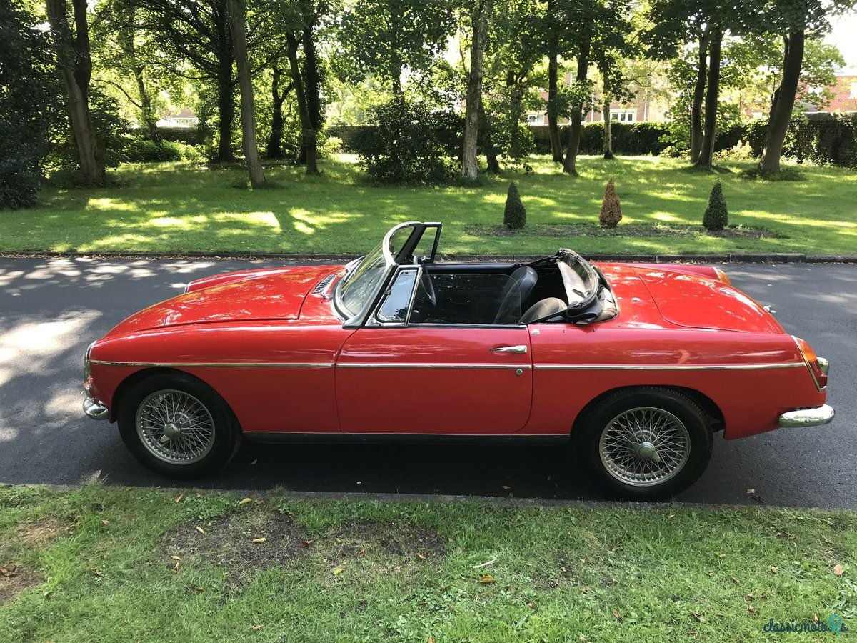 1965' MG MGB Roadster photo #3