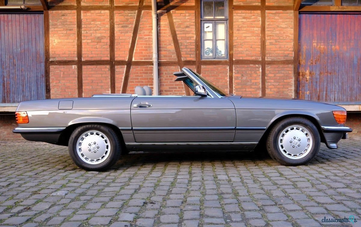 1987' Mercedes-Benz Sl Class photo #1