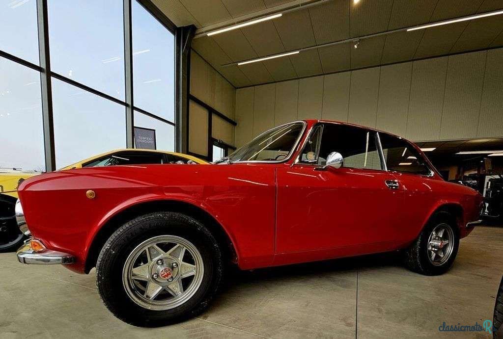 1971' Alfa Romeo Gt Junior 1300 photo #4
