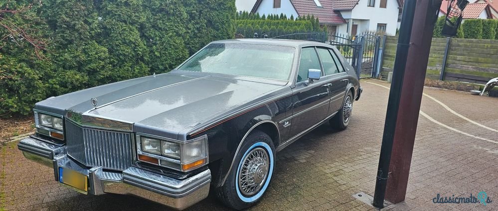 1980' Cadillac Seville photo #1