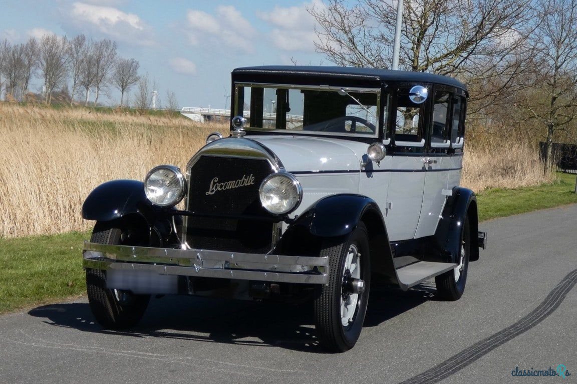 1927' Locomobile 8-80 Sedan photo #4