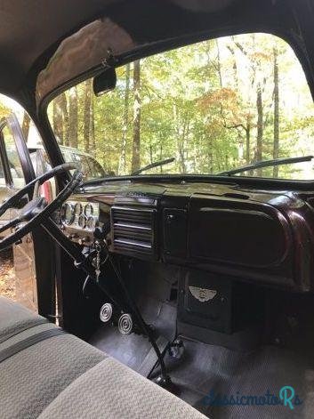 1948' Ford F-1 photo #2