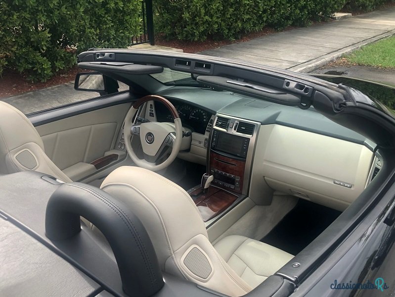 1990' Cadillac XLR photo #4